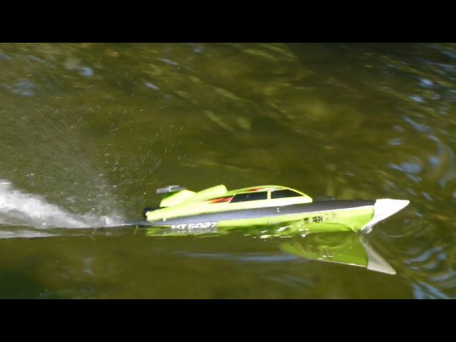 projekte:dinoi:speedboat.jpg